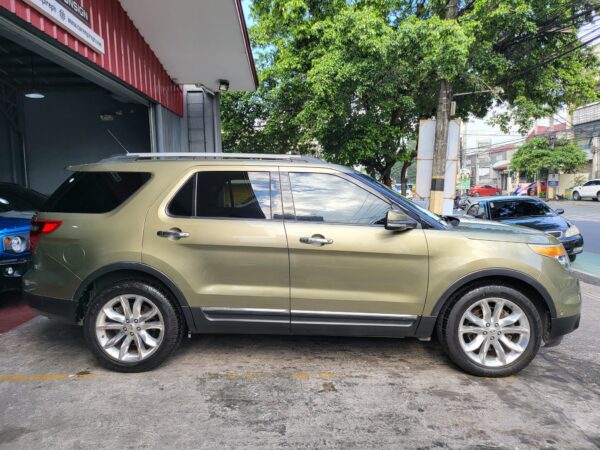 2013 Ford Explorer 3.5 4x4 A/T - Image 7