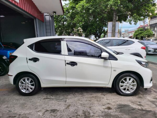 2022 Honda Brio 1.2 V 17K KM A/T - Image 7