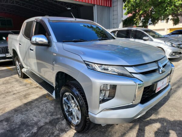 2019 Mitsubishi Strada 2.4 GLX PLUS A/T - Image 9