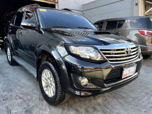 2014 Toyota Fortuner 2.5 G Diesel M/T - Image 8