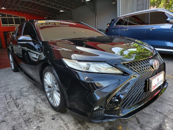 2019 Toyota Camry 2.5 V 30 KM Lexus Look A/T - Image 8