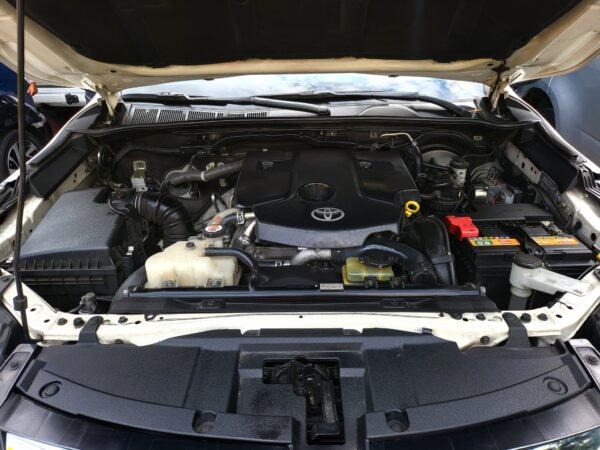2019 Toyota Fortuner 2.4 G Diesel Casa Maintained A/T - Image 10