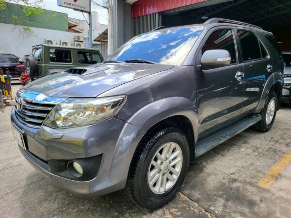 2014 Toyota Fortuner 2.4 V Diesel A/T