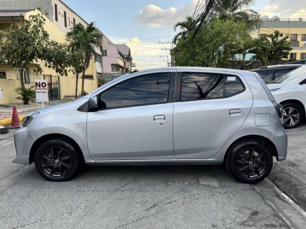 2020 Toyota Wigo 1.0 E M/T - Image 3