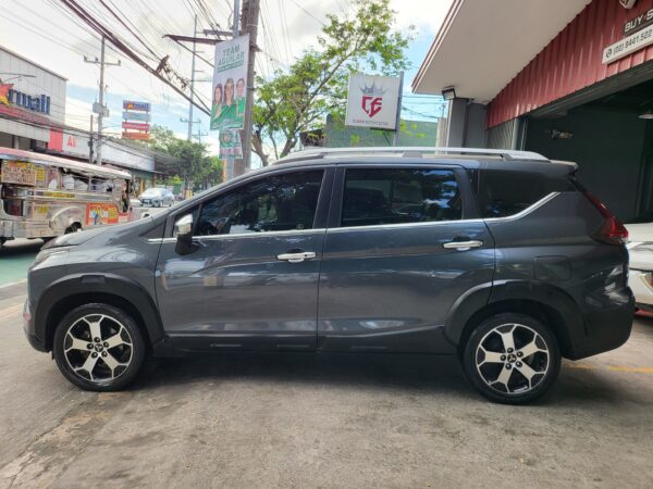 2022 Mitsubishi Xpander 1.5 Cross 11K KM A/T - Image 4