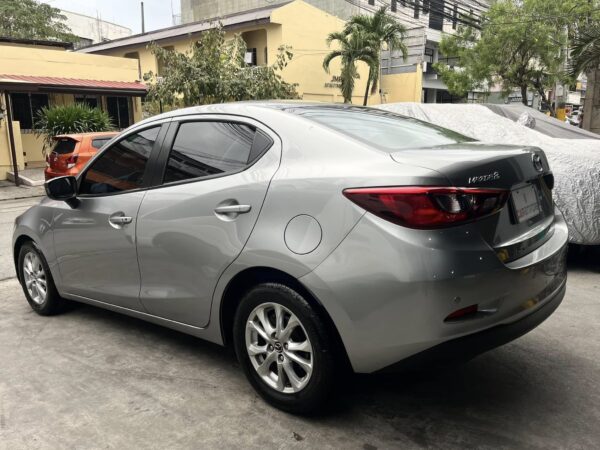 2017 Mazda 2 Sedan 1.5 Skyactiv A/T - Image 4