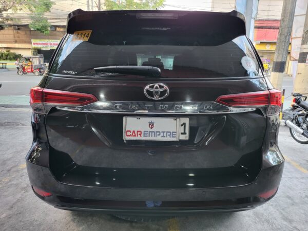 2019 Toyota Fortuner 2.4 G Diesel A/T - Image 5