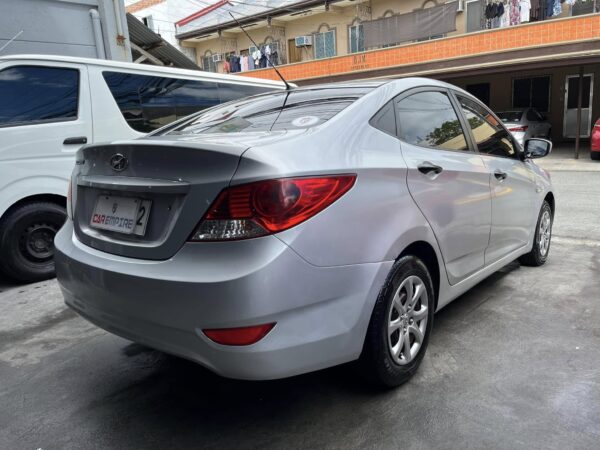 2014 Hyundai Accent 1.4 GL A/T - Image 7