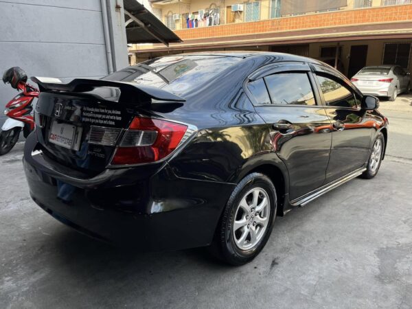 2014 Honda Civic 1.8 E A/T - Image 6