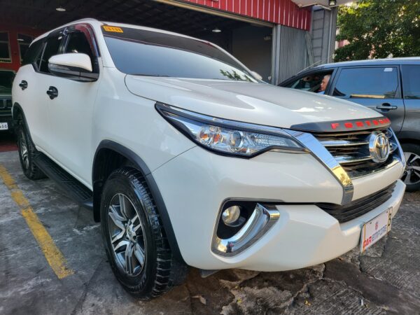 2019 Toyota Fortuner 2.4 G Diesel 20K KM A/T - Image 8