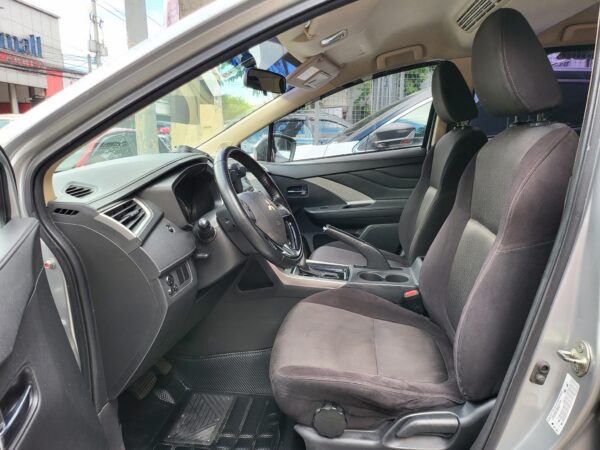 2019 Mitsubishi Xpander 1.5 GLS A/T - Image 10