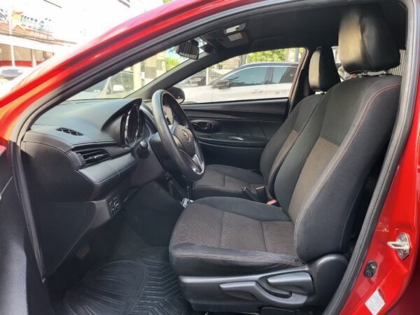 2017 Toyota Yaris 1.3 E 20K KM A/T - Image 10
