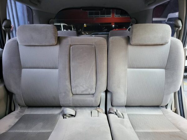 2012 Toyota Innova 2.5 G Diesel A/T - Image 13