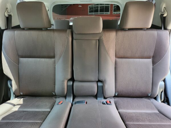 2020 Toyota Fortuner 2.7 G Gas 30K KM A/T - Image 13