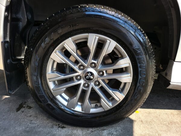 2022 Mitsubishi Montero Sport 2.4 GLX Manual - Image 15