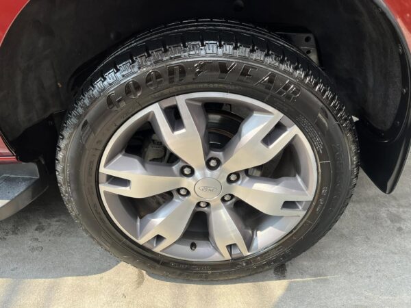 2016 Ford Everest 3.2 Titanium 4x4 W/Sunroof A/T - Image 16