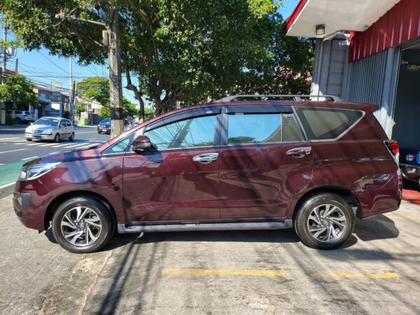 2023 Toyota Innova 2.8 E Diesel A/T - Image 3