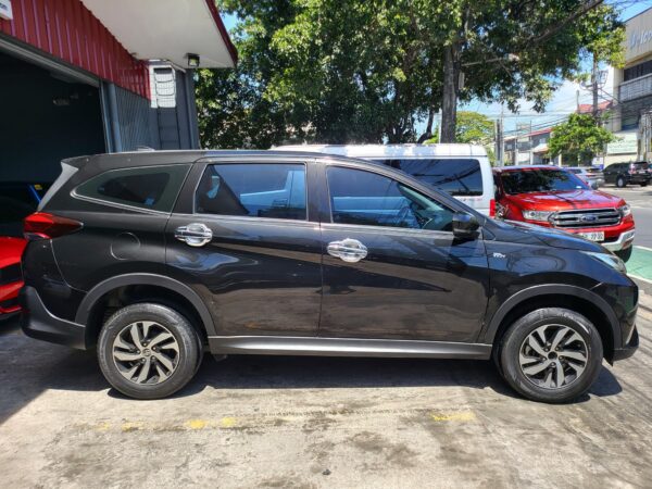 2020 Toyota Rush 1.5 E Casa Maintained A/T - Image 7