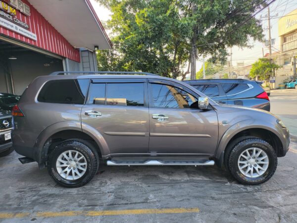 2013 Mitsubishi Montero Sport 2.4 GLS V A/T - Image 7