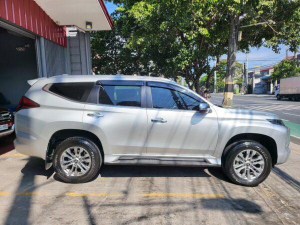 2022 Mitsubishi Montero Sport 2.4 GLX Manual - Image 7
