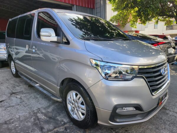 2020 Hyundai Grand Starex 2.5 Gold A/T - Image 8