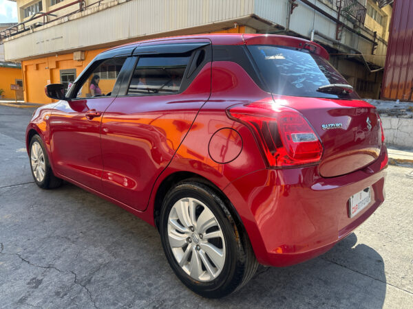Suzuki Swift 2019 1.2 GL M/T - Image 4