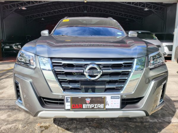 2025 Nissan Terra 2.5 VE 1K KM Almost Brand New Save 400K From Brand New A/T - Image 2