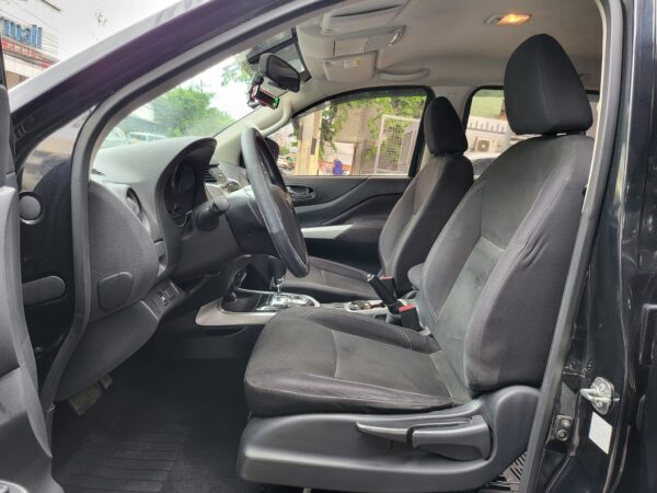 2019 Nissan Navara 2.5 EL 20K KM A/T - Image 10