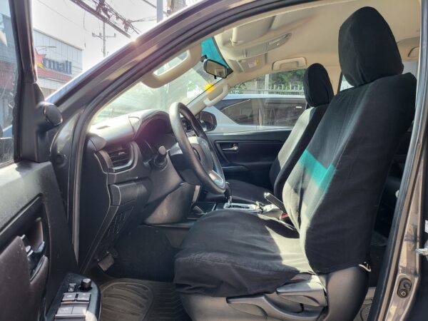 2022 Toyota Fortuner 2.4 G Diesel 20K KM A/T - Image 10