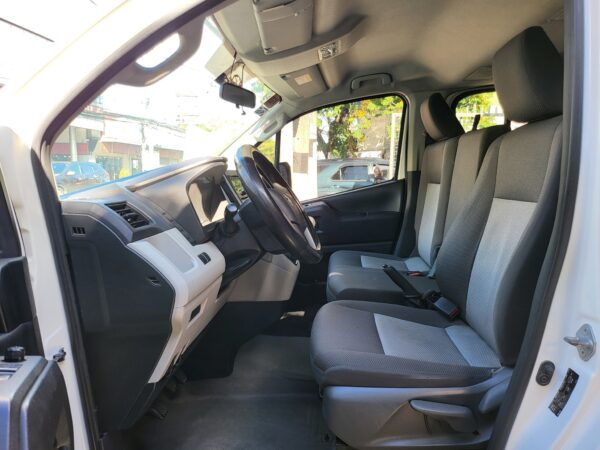 2020 Toyota Hiace Commuter 2.7 Deluxe M/T - Image 10