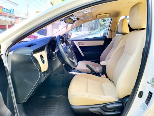 2018 Toyota Altis 1.6 V Casa Maintained A/T - Image 10