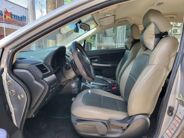 2016 Subaru XV 2.0i A/T - Image 11