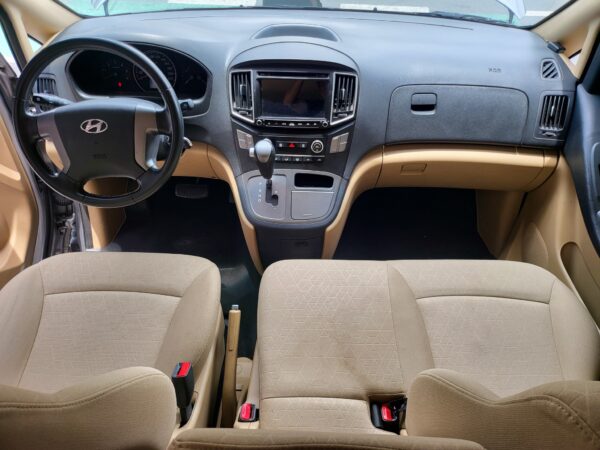 2020 Acquired Hyundai Grand Starex 2.5 VGT A/T - Image 11