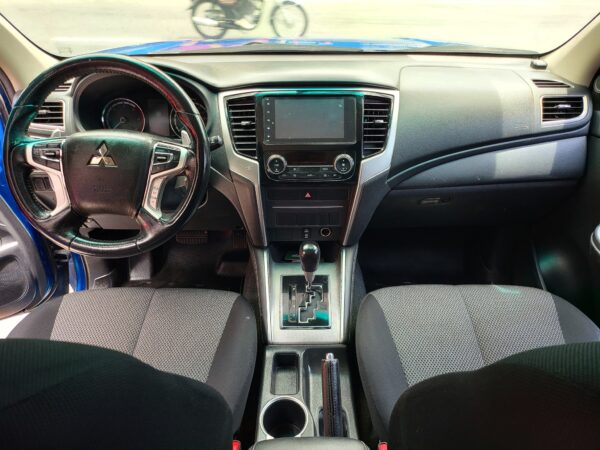 2019 Mitsubishi Strada 2.5 GLS A/T - Image 11