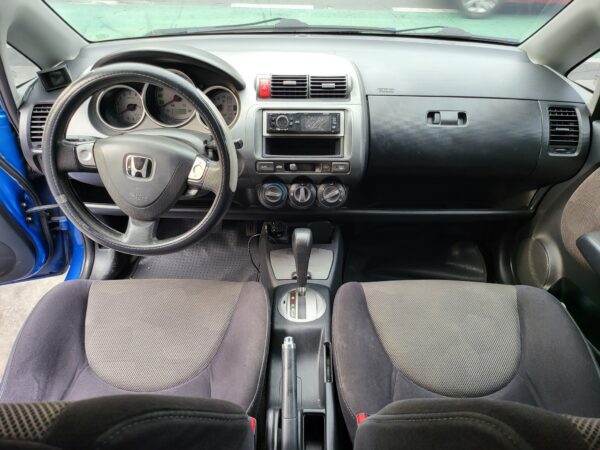 2005 Honda Jazz 1.5 Vtec A/T - Image 11