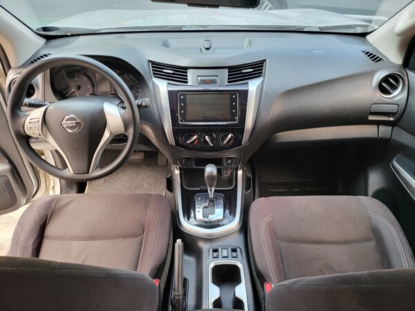 2019 Nissan Terra 2.5 VE A/T - Image 11