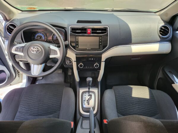 2022 Toyota Rush 1.5 GR-S 20K KM A/T - Image 11