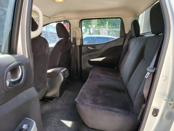 2016 Nissan Navara 2.5 EL A/T - Image 12