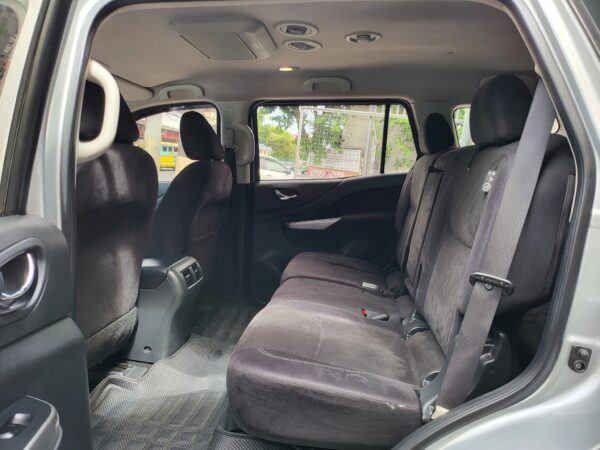 2019 Nissan Terra 2.5 VE A/T - Image 12