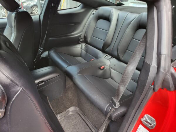 2015 Ford Mustang 5.0 GT 18K KM A/T - Image 12