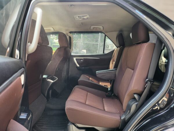 2019 Toyota Fortuner 2.4 G Diesel Loaded Captain Seats A/T - Image 12