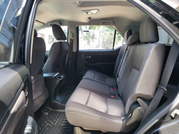 2021 Toyota Fortuner 2.4 G Diesel 20K KM A/T - Image 12