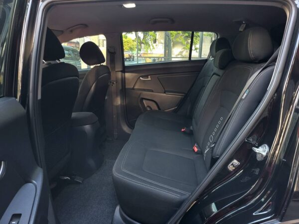 2014 Kia Sportage 2.0 EX Gas A/T - Image 12