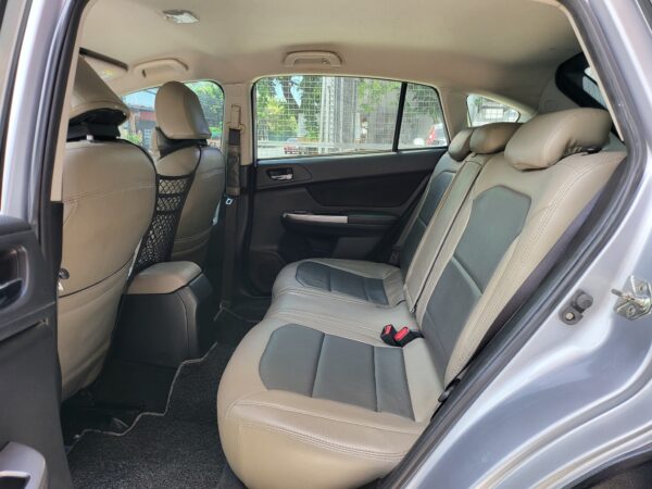 2016 Subaru XV 2.0i A/T - Image 13