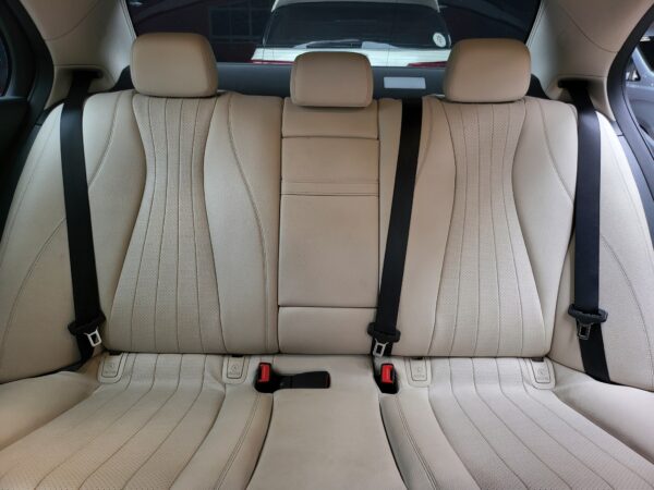 2018 Mercedes-Benz E220d 2.0 Avantgarde A/T - Image 13