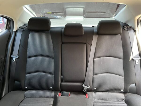2016 Mazda 3 1.5 Skyactiv 25K KM A/T - Image 13