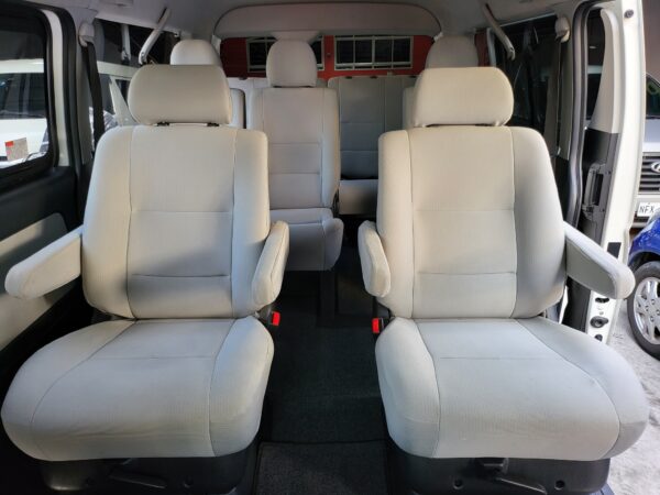 2018 Toyota Hiace Super Grandia 3.0 A/T - Image 13