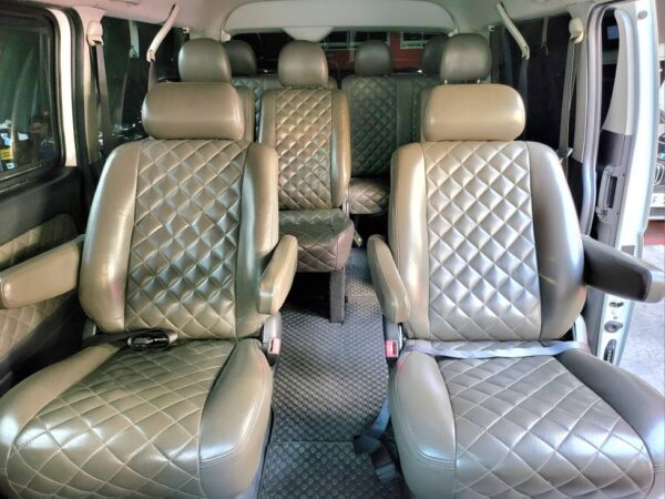2016 Toyota Hiace Super Grandia 2.5 A/T - Image 13
