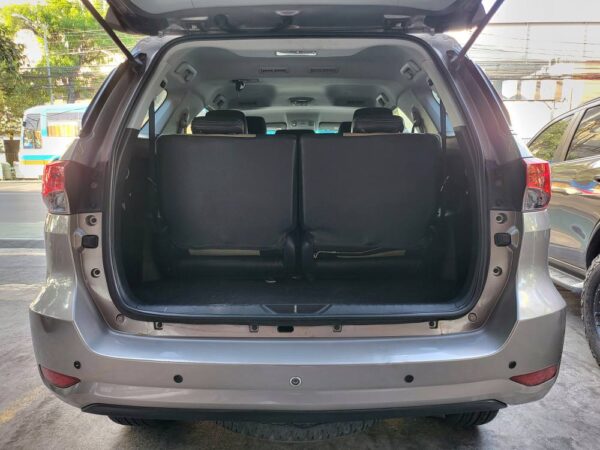 2016 Toyota Fortuner 2.4 G Diesel M/T - Image 14