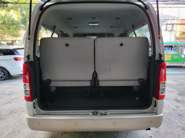 2018 Toyota Hiace Super Grandia 3.0 A/T - Image 14